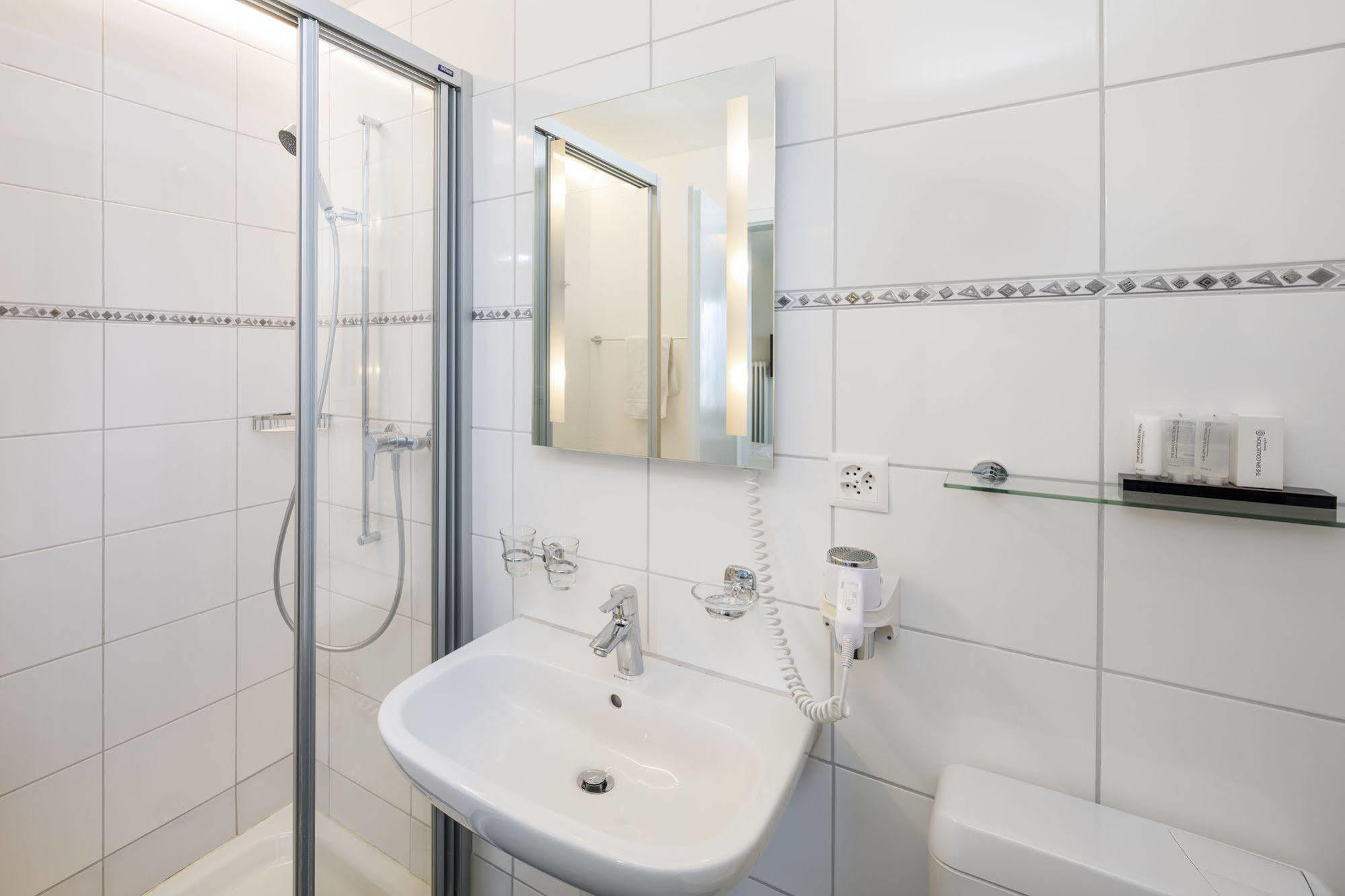 Hotel Sonnenberg Kriens ภายนอก รูปภาพ